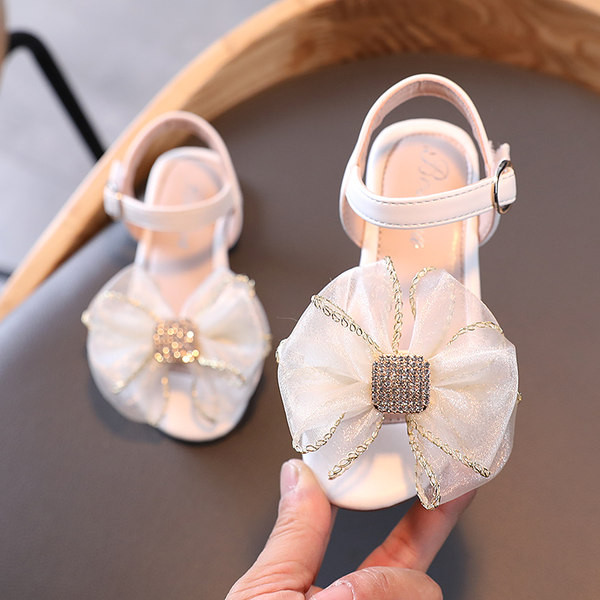 Uus mudel paela ja pandlaga laste sandaalid