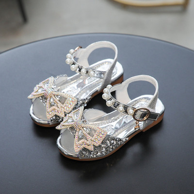 Elegantsed pärlite ja brokaadist sandaalid tüdrukule