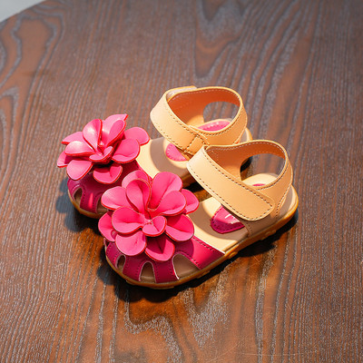 Dječje sandale na čičak i 3D ukras