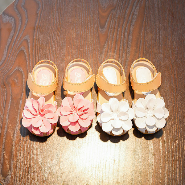 Dječje sandale na čičak i 3D ukras