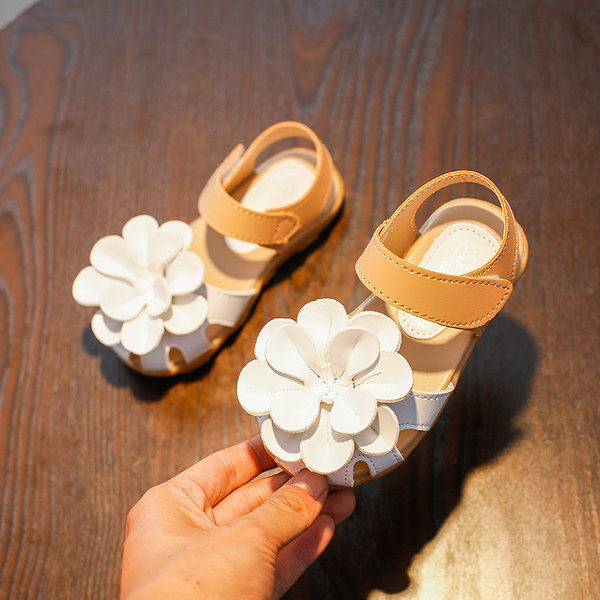 Dječje sandale na čičak i 3D ukras