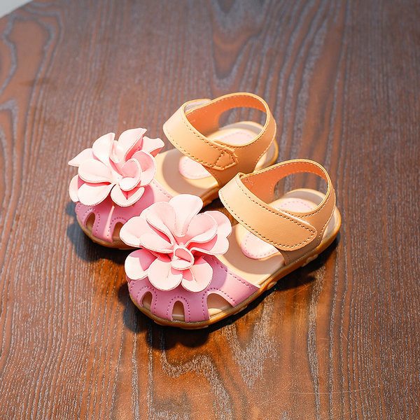 Dječje sandale na čičak i 3D ukras