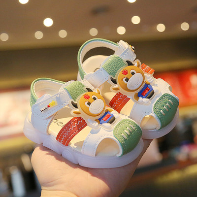 Bērnu sandales ar krāsu rakstu un uzlīmēm - trīs krāsas