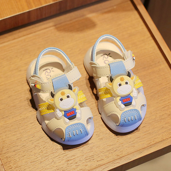 Bērnu sandales ar krāsu rakstu un uzlīmēm - trīs krāsas