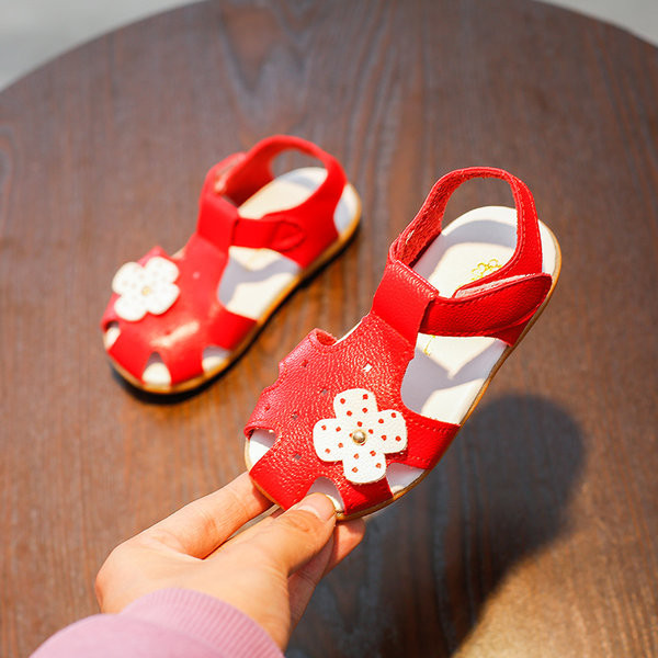 Bērnu sandales ar velcro aizdari un ziedu rotājumu