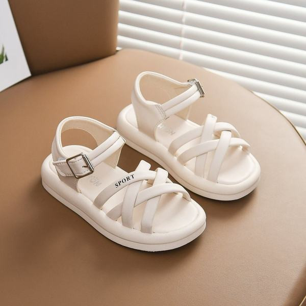 Nahast rihmade ja pandlaga vabaaja laste sandaalid