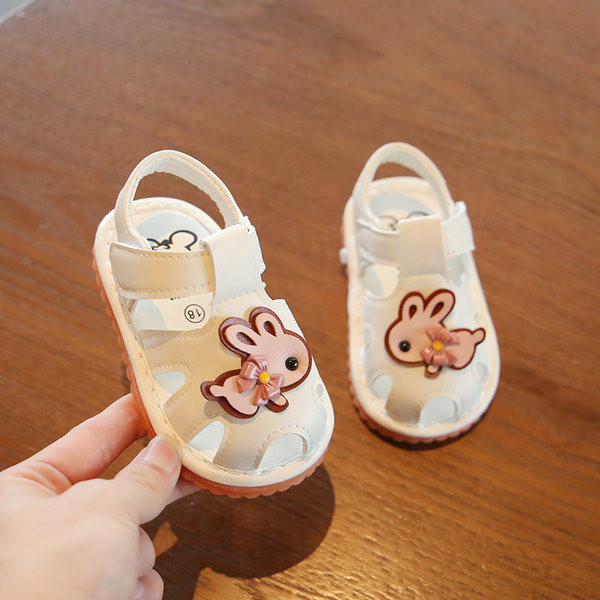 Kahes värvitoonis värvirakendusega laste sandaalid