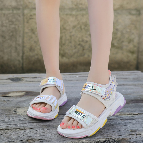 Σπορ-καθημερινά σανδάλια για κορίτσια με λουράκια βελκρό σε λευκό και ροζ χρώμα