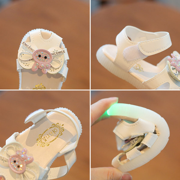 Valge ja roosa aplikatsiooniga nahast laste sandaalid