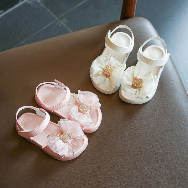 Μοντέρνα σανδάλια με κορδέλα για κορίτσια