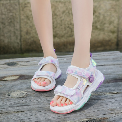 Uus mudel sportlik-casual tüdrukute sandaalid takjapaelaga