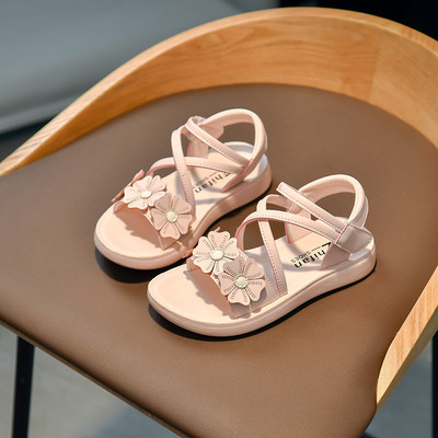 Vabaaja sandaalid takjakinnituse ja lillekaunistusega