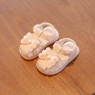 Kahes värvitoonis kleebistega laste vabaaja sandaalid