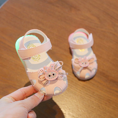 Bērnu sandales ar lentu un spīdīgu efektu divās krāsās