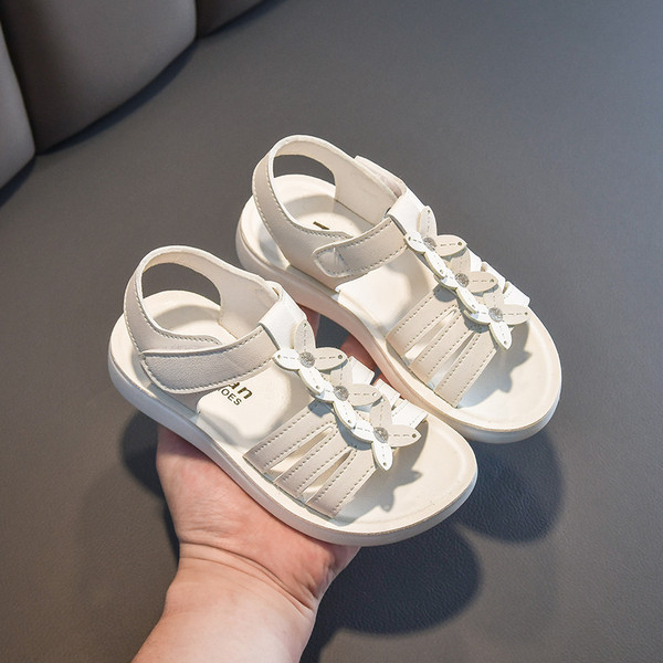 Lillede ja takjapaelaga vabaaja sandaalid tüdrukutele