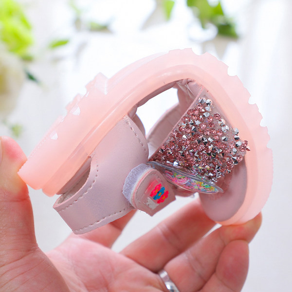 Vabaaja kividega laste sandaalid tüdrukutele