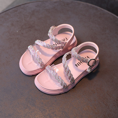 Παιδικά σανδάλια με λαμπερό αποτέλεσμα σε δύο χρώματα