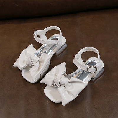 Παιδικά σανδάλια με κορδέλα και αγκράφα