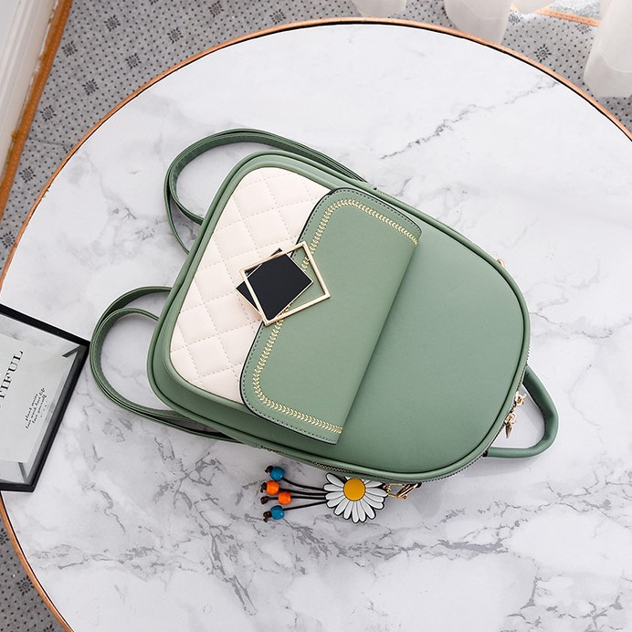 Дамска чанта - раница Nora.