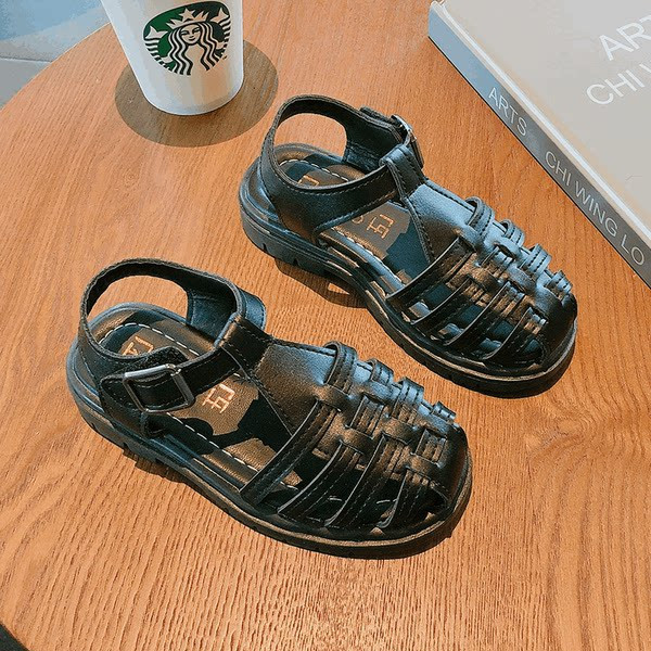 Bērnu ādas sandales melnā un baltā krāsā