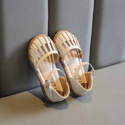 Μοντέρνα έκο δερμάτινα σανδάλια 