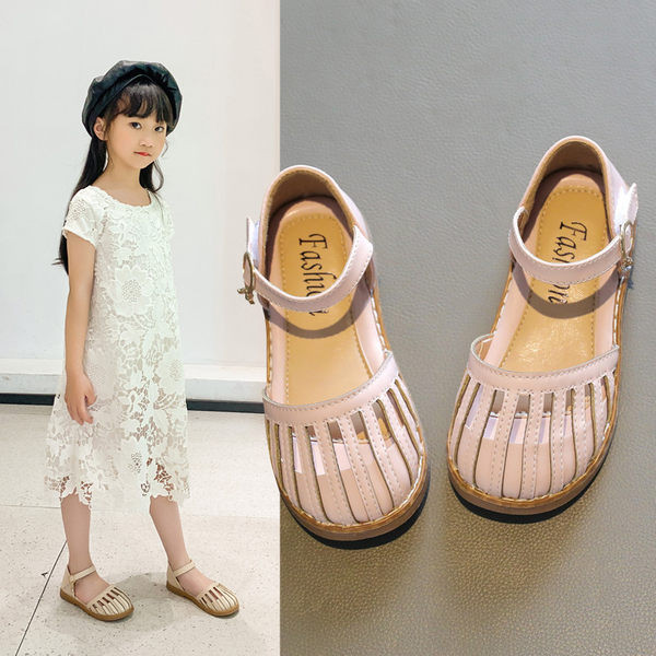 Μοντέρνα έκο δερμάτινα σανδάλια 