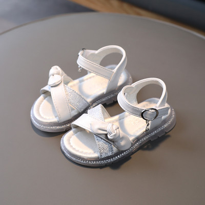 Mūsdienīgas sandales meitenēm ar dekorācijas akmeņiem un lentu