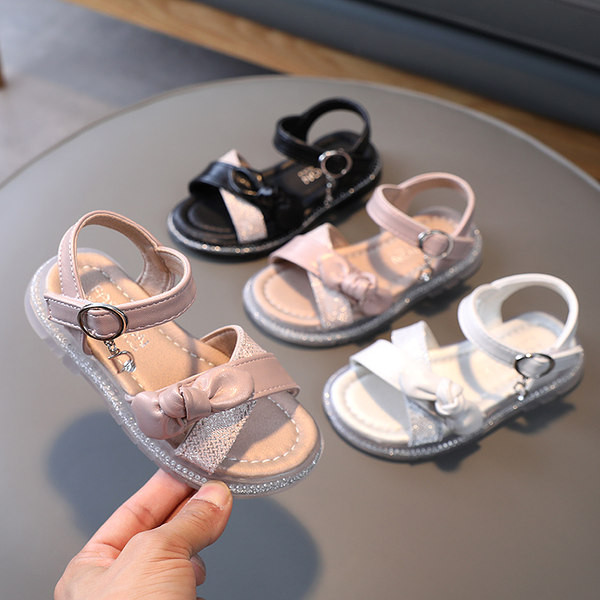 Mūsdienīgas sandales meitenēm ar dekorācijas akmeņiem un lentu