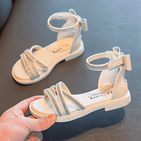 Kahes värvitoonis kivikeste ja paelaga laste sandaalid