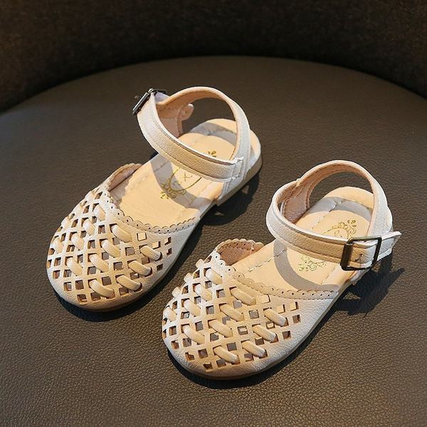 Novi model dječjih kožnih sandala sa kopčom za djevojčice