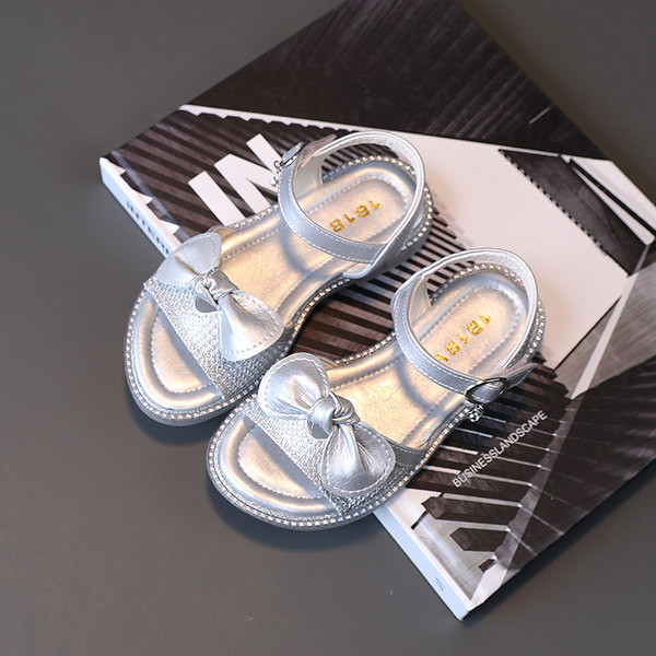 Παιδικά σανδάλια με κορδέλα και διακοσμητικές πέτρες