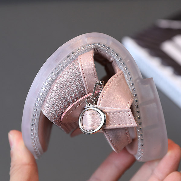 Παιδικά σανδάλια με κορδέλα και διακοσμητικές πέτρες