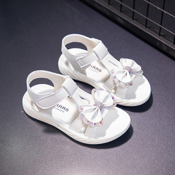 Vasaras ādas sandales ar brokātu un lenti