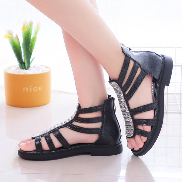 Romiešu stila bērnu sandales ar akmeņiem un rāvējslēdzēju