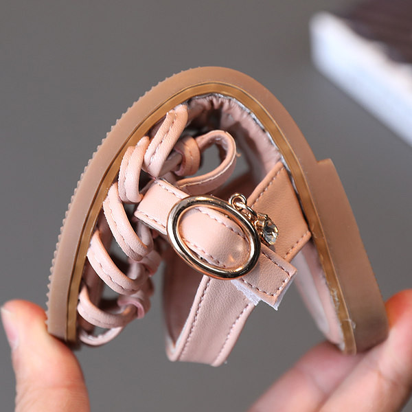 Dječje sandale u tri boje od umjetne kože