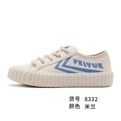 Jauns sieviešu kedu modelis ar aplikācijām un šņorēm