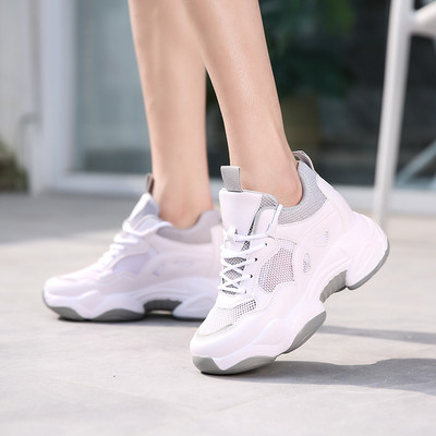 Jauns sieviešu kedu modelis ar raupju zoli un šņorēm - vairāki modeļi