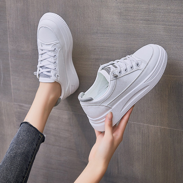 Casual tenisice od eko kože - bijele boje