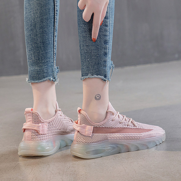 Sieviešu ikdienas tekstila kedas vairākās krāsās ar mežģīnēm