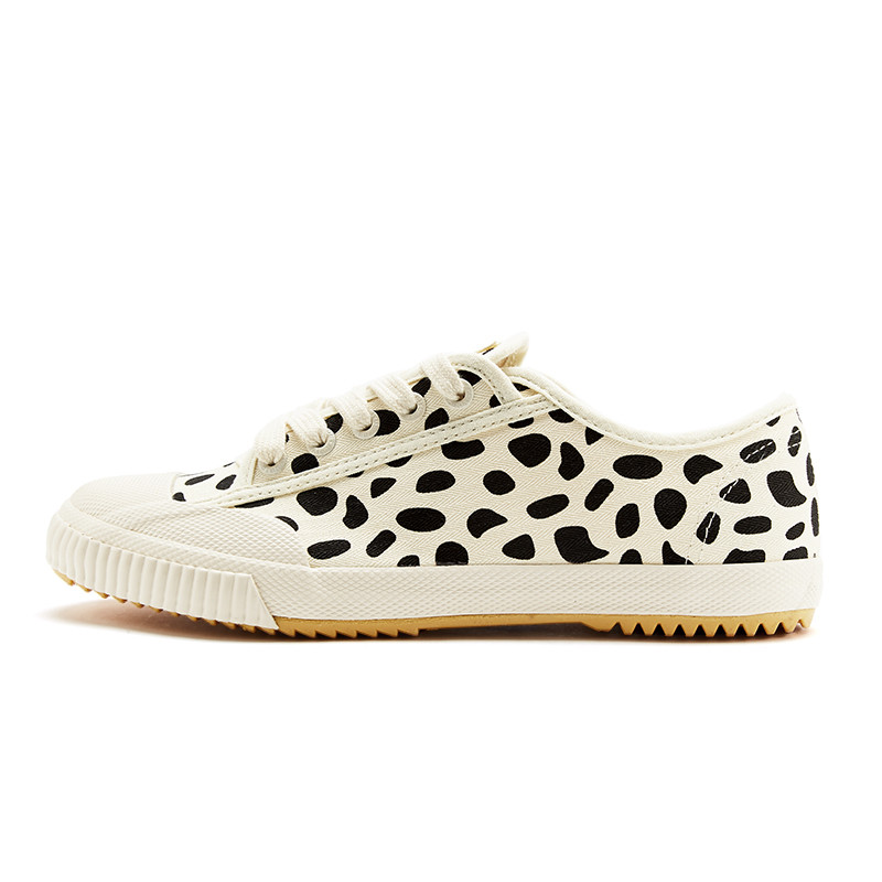 Sieviešu audekla kedas ar dzīvnieku apdruku un plakanu zoli