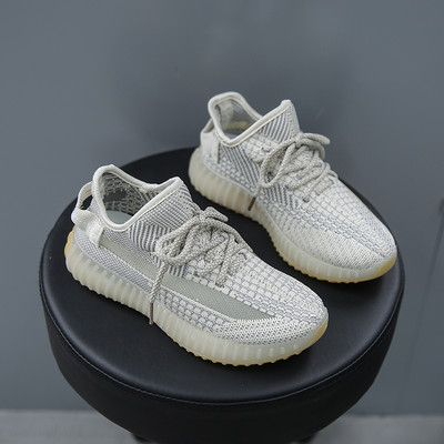 Audekla sieviešu kedas ar mežģīnēm