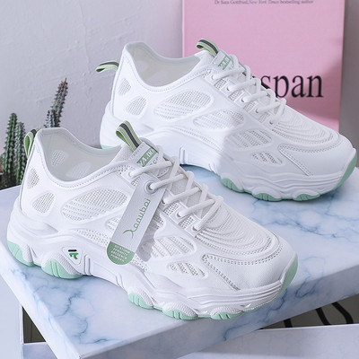 Vasaras elpojošas sieviešu kedas baltā krāsā