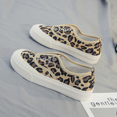 Uus mudel leopardimustri ja lameda tallaga naiste tossud