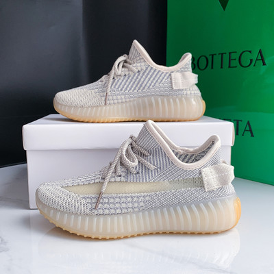 Ikdienas kedas no tekstila ar mežģīnēm vairākās krāsās