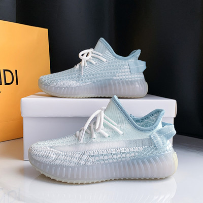 Ikdienas kedas no tekstila ar mežģīnēm vairākās krāsās