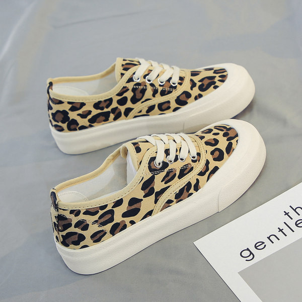 Ikdienas sieviešu tekstila kedas ar plakanu zoli - vairākas krāsas