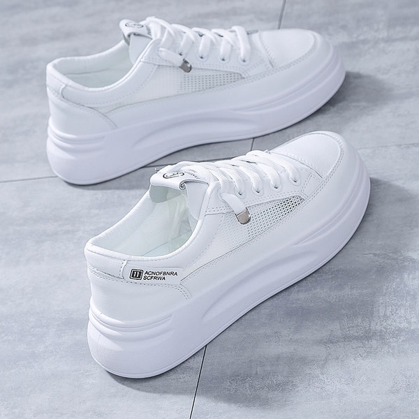 Ženske prozračne tenisice s ravnim potplatom