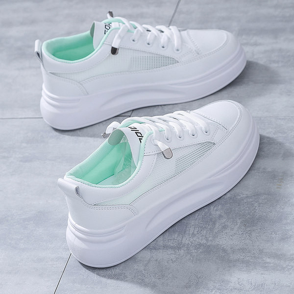 Suvised naiste tossud võrguga - valget värvi