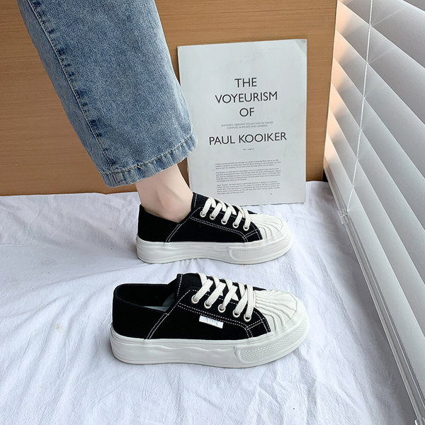 Sieviešu kedas no tekstila ar šņorēm - trīs krāsās