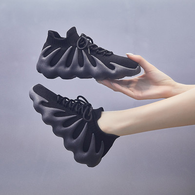 Kareda tallaga suvised naiste hingavad tossud - kolme värvi